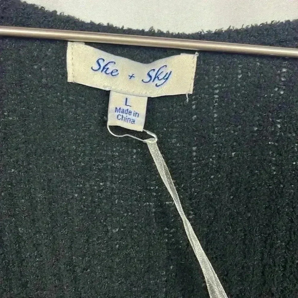 She & Sky Womens Sweater Black L V-Neck Wrap Pullover Asymmetrical Lambswool NWT - Picture 3 of 11